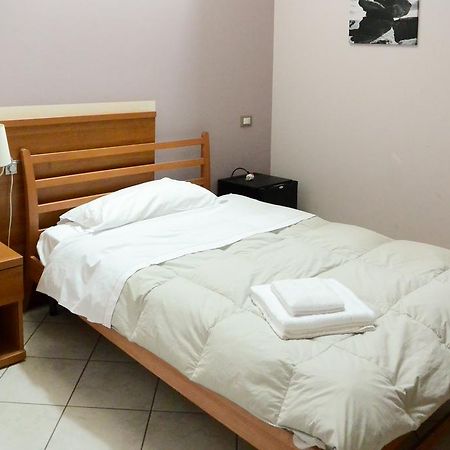 Albergo Meuble Abatjour Mantova Kültér fotó