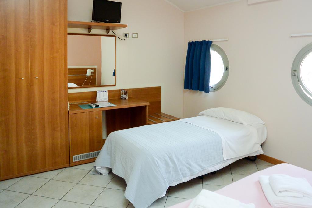 Albergo Meuble Abatjour Mantova Kültér fotó