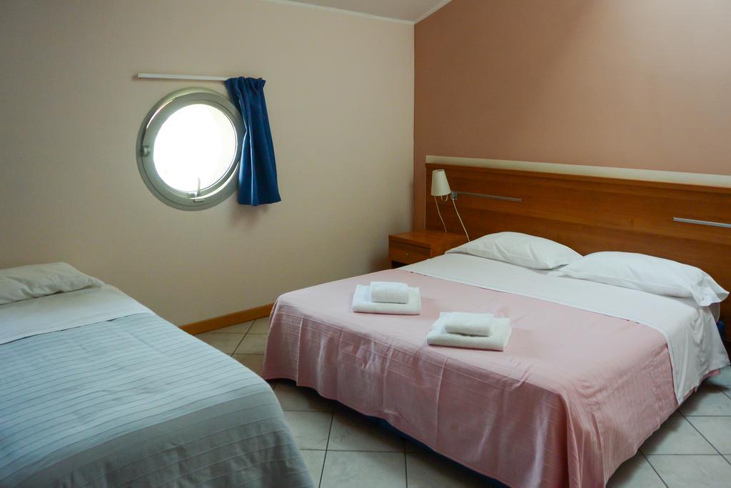 Albergo Meuble Abatjour Mantova Kültér fotó