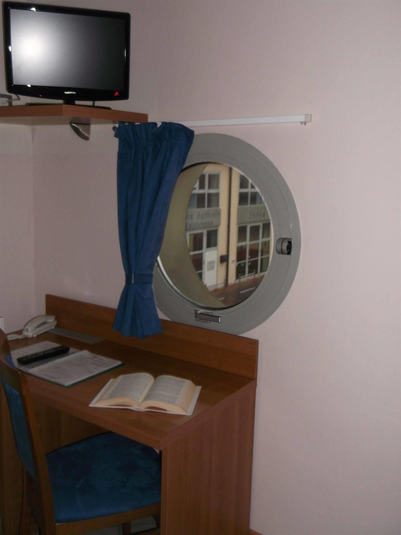 Albergo Meuble Abatjour Mantova Kültér fotó